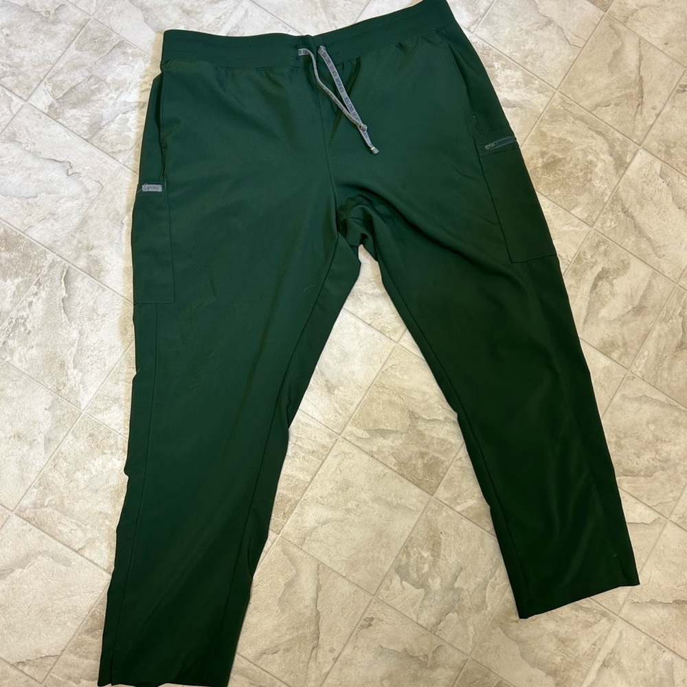 Landau Forward Green Scrub Set